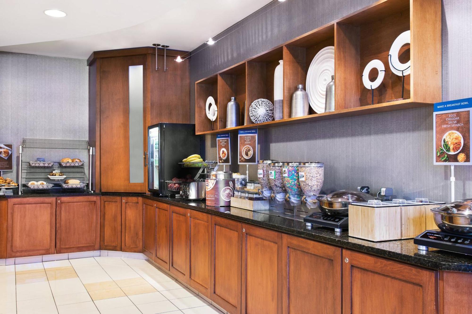 Springhill Suites By Marriott Wheeling Triadelphia Area Екстериор снимка