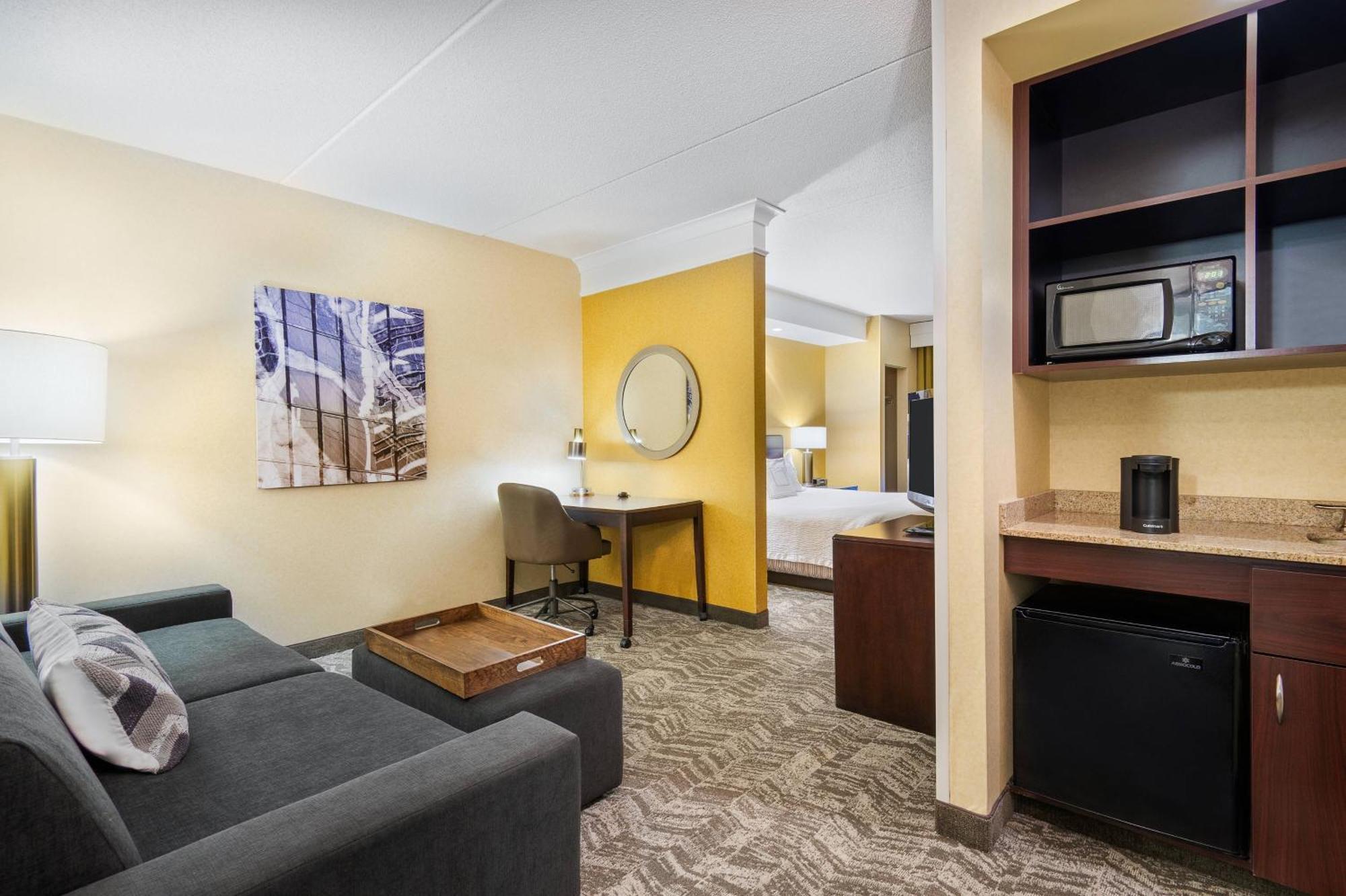 Springhill Suites By Marriott Wheeling Triadelphia Area Екстериор снимка