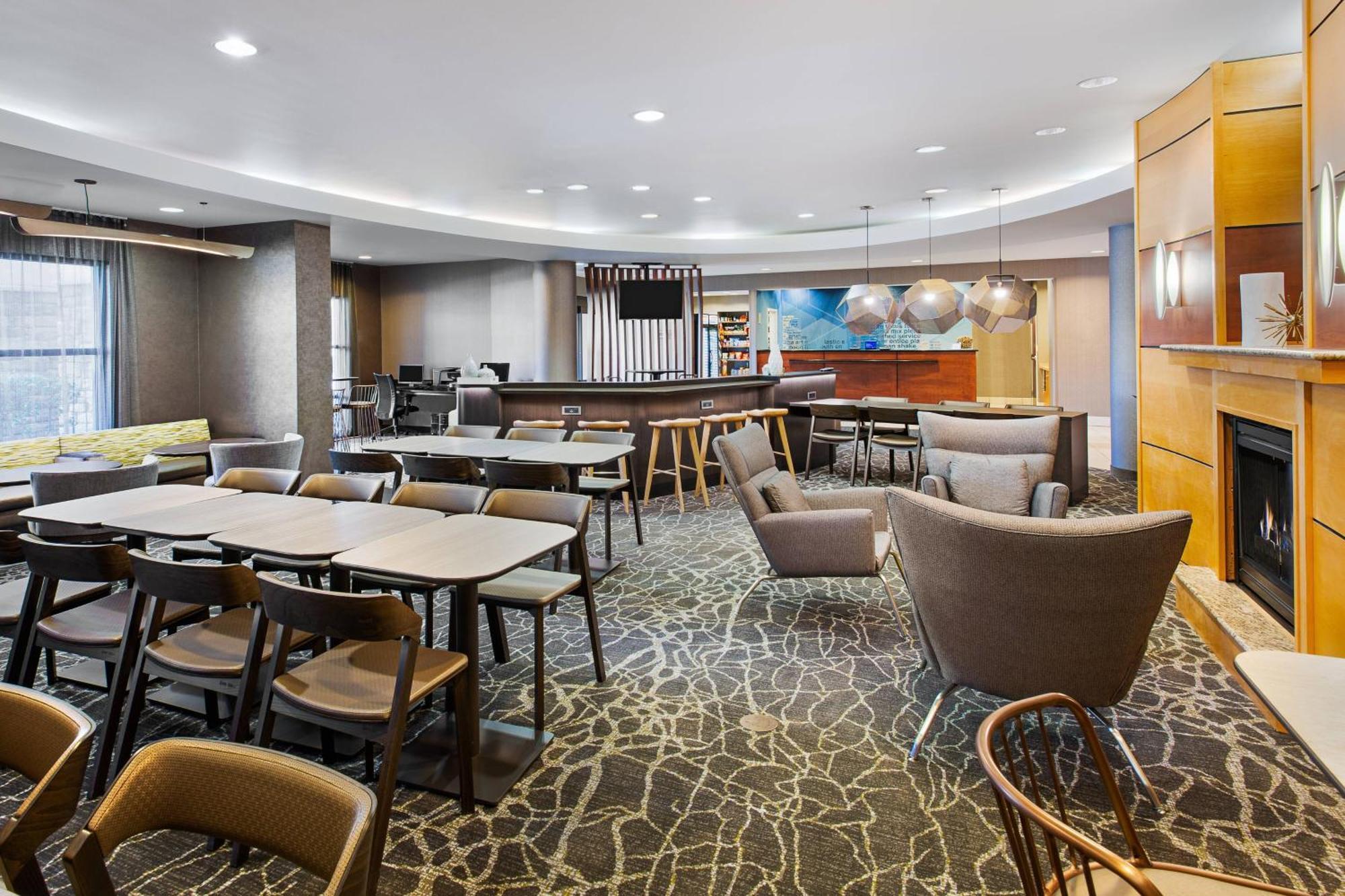 Springhill Suites By Marriott Wheeling Triadelphia Area Екстериор снимка