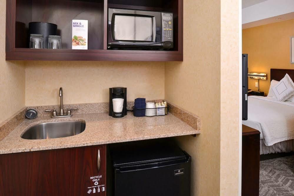 Springhill Suites By Marriott Wheeling Triadelphia Area Екстериор снимка