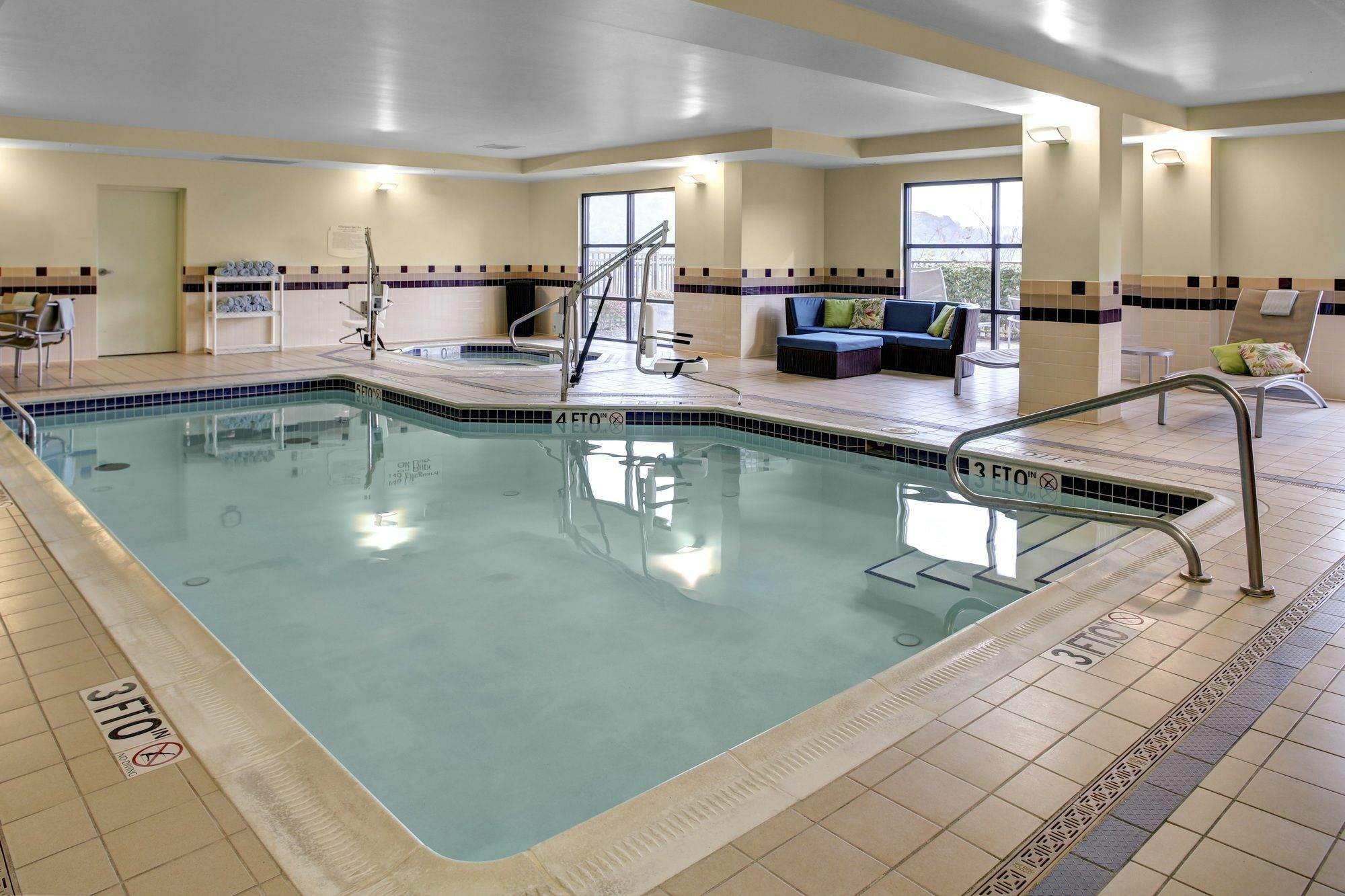 Springhill Suites By Marriott Wheeling Triadelphia Area Екстериор снимка